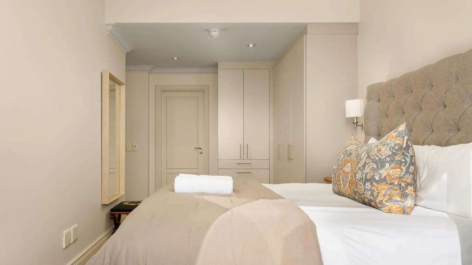 Cape Royale Apartments Cape Town