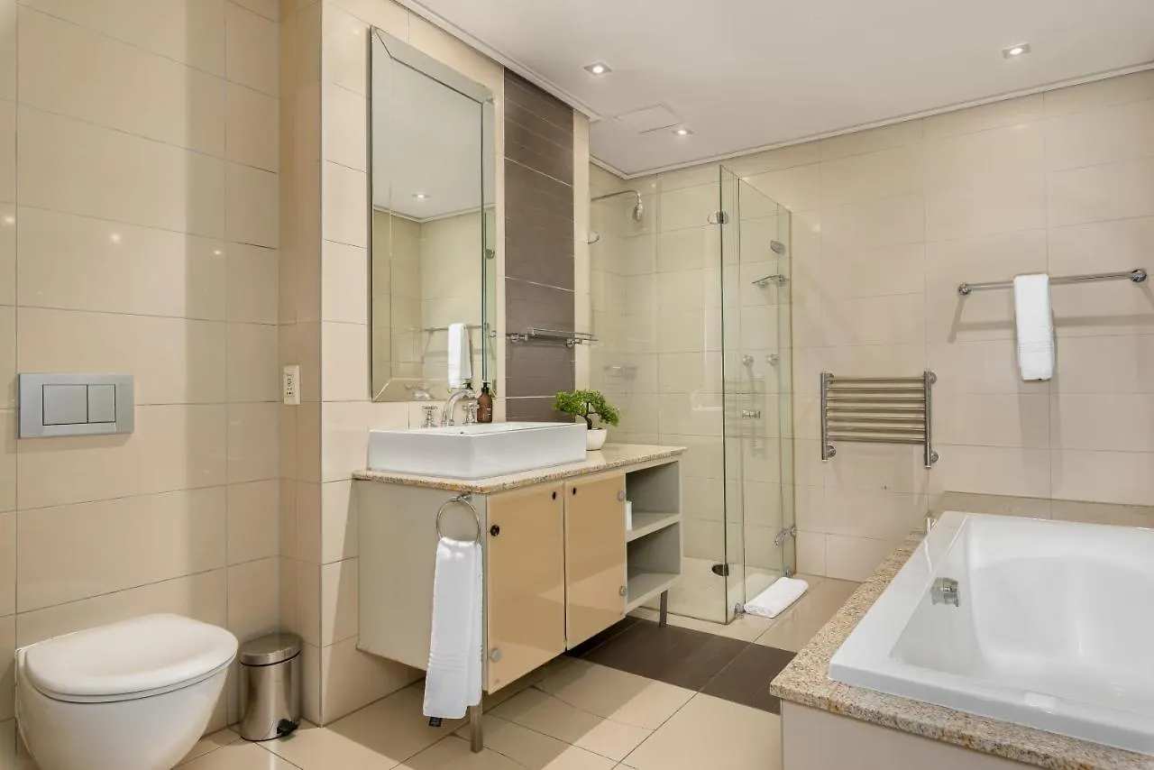 Cape Royale Apartments ケープタウン