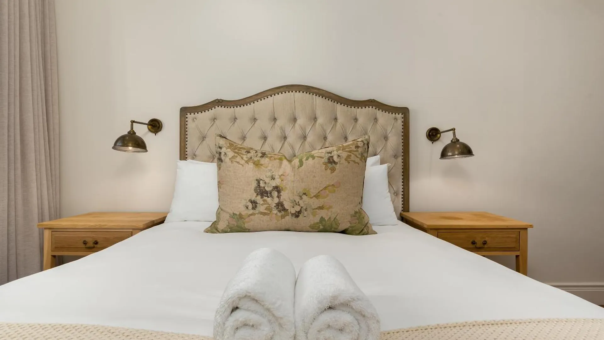 Cape Royale Apartments ケープタウン